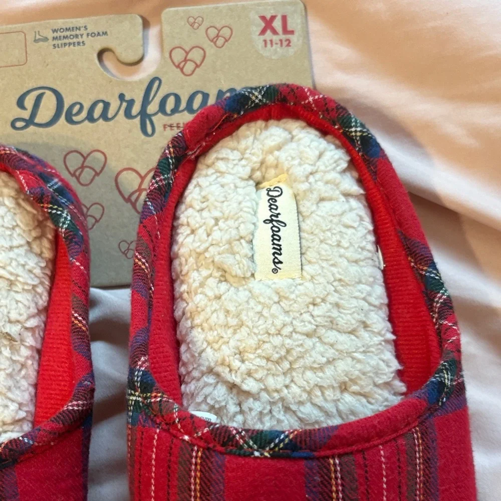 Dearfoams Red Plaid Mama Bear Slippers - Picture 5 of 11